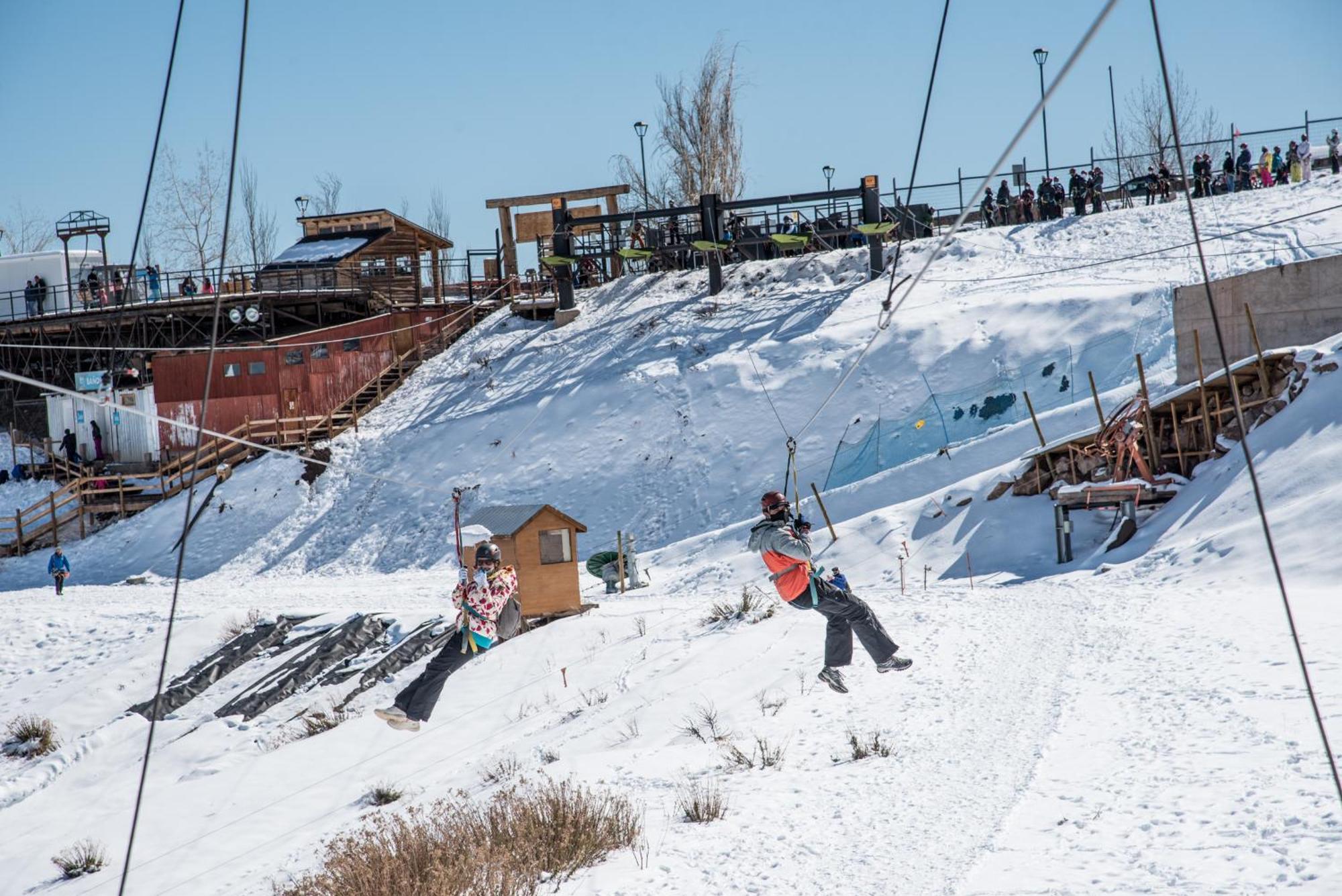 Departamentos Alojamiento Oficial Gran Parador Ski In - Out, Centro De Ski El Colorado, Farellones - Unico Con Descuentos En Servicios Del Centro De Ski Exterior photo